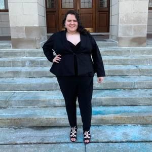 Meet your Posher, Gina